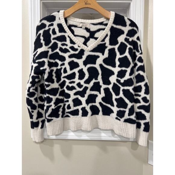 Loft Giraffe Print Sweater - Picture 1 of 2